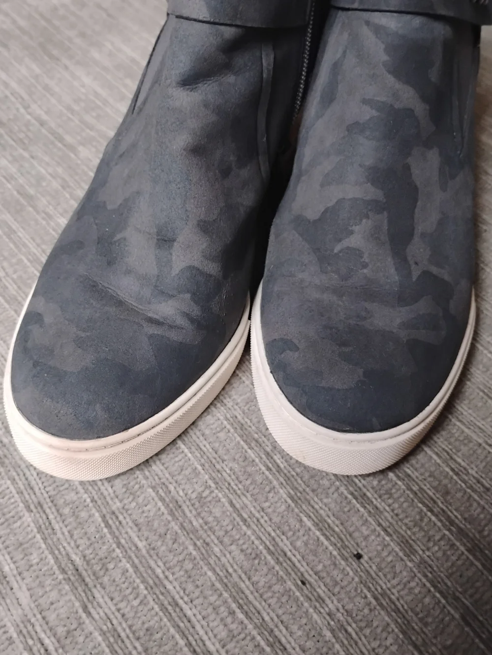 Linea Paolo Camo Wedge Sneakers Booties Gray Size 9.5M